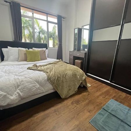 Glory Beach Aparment 2 Bedroom Port Dickson Exterior photo