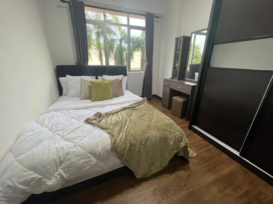 Glory Beach Aparment 2 Bedroom Port Dickson Exterior photo